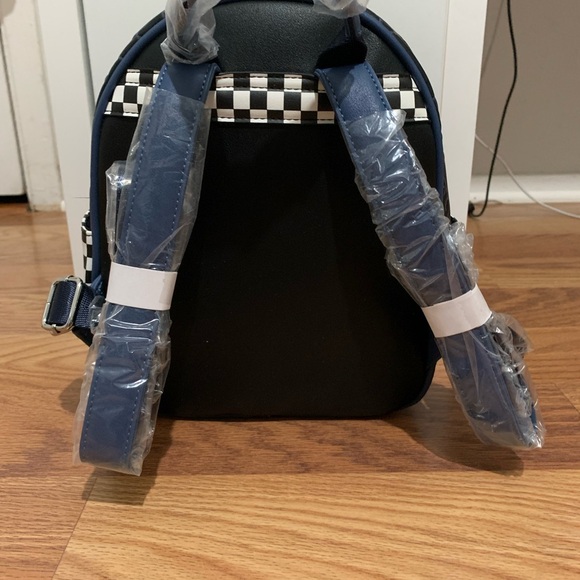 Naruto Group Portrait Mini Backpack - Picture 3 of 4